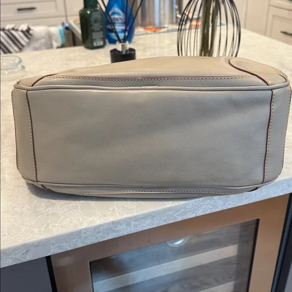 Dooney & Bourke Florentine Side Pocket Hobo Shoulder Bag - Picture 6 of 9